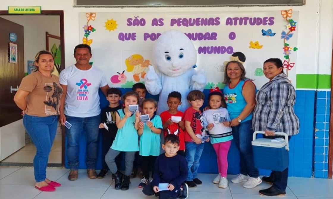 campanha-de-vacinacao-contra-polio-e-realizada-em-santa-barbara-