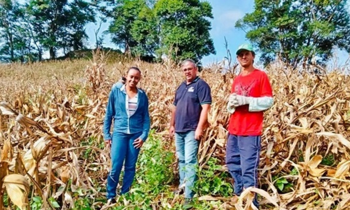 secretaria-de-agricultura-de-miradouro-leva-assistência-agrícola-gratuita-à-comunidade-do-zeca-bejo-