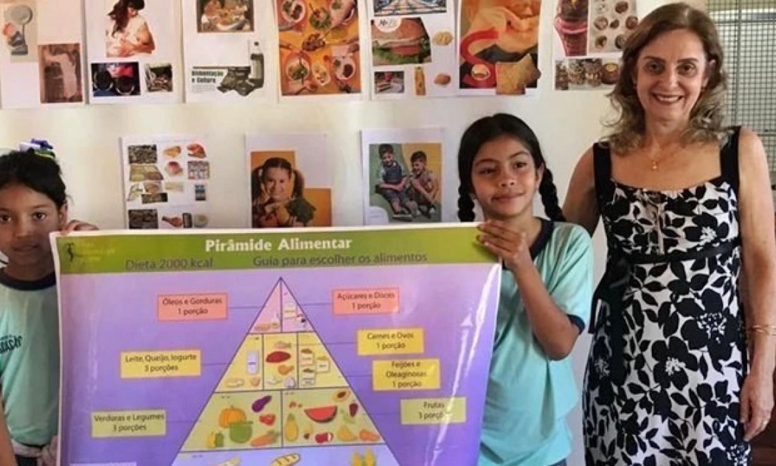 secretaria-municipal-de-educacao-apresenta-palestra-sobre-obesidade-infantil-