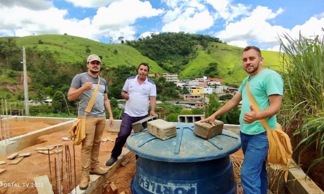 agentes-de-endemias-realizam-trabalho-de-combate-a-dengue-no-bairro-cruzeiro-