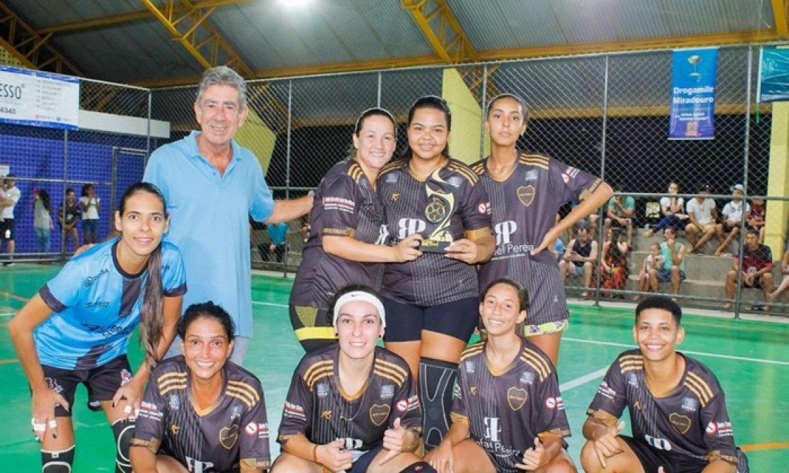 miradourenses-reunem-para-torcer-por-seus-times-no-2º-campeonato-empresarial-de-futsal-