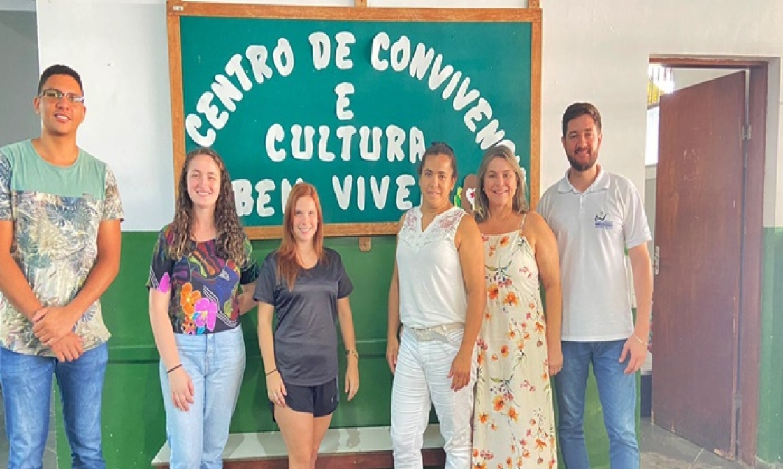 centro-de-convivencia-e-cultura-bem-viver-recebe-visita-de-representante-da-grs-de-uba-