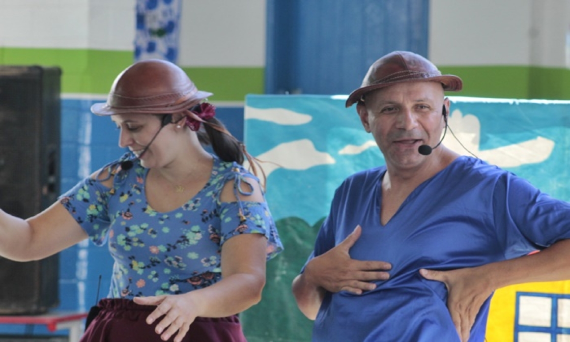 teatro-encanta-alunos-atraves-do-programa-saude-na-escola-