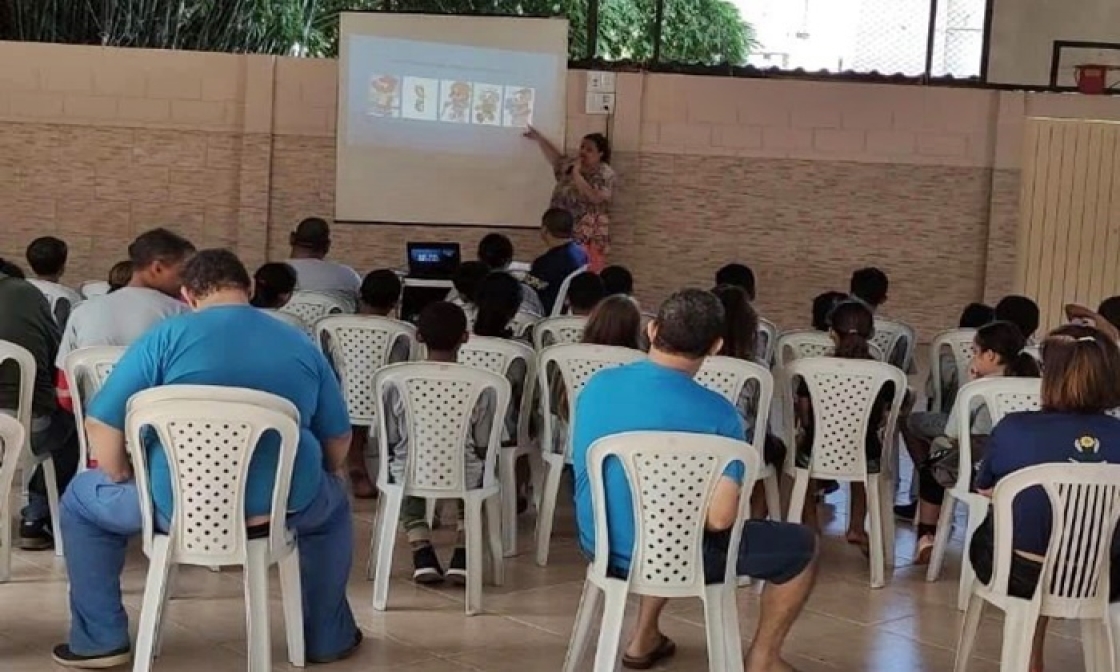 palestra-do-cronograma-do-mes-do-autismo-e-realizada-na-apae-de-miradouro-