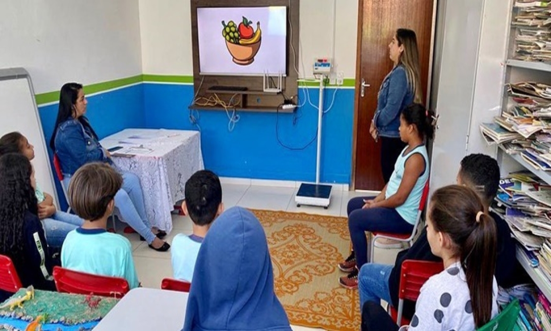 alimentacao-saudavel-e-obesidade-foi-tema-de-palestra-ministrada-aos-alunos-da-varginha-