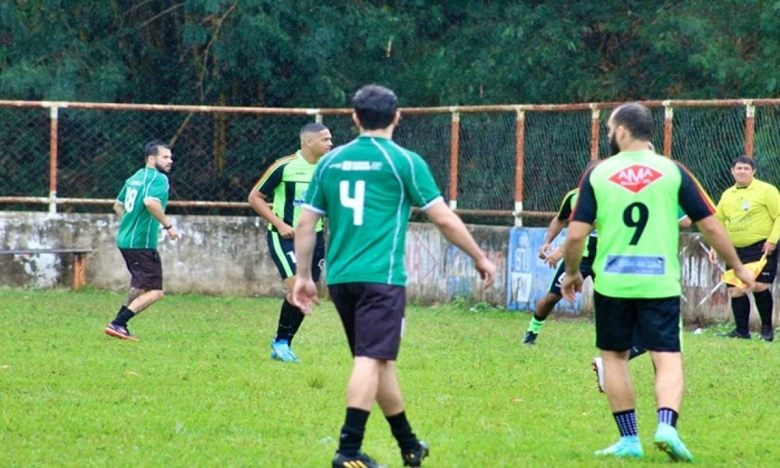 mais-uma-fase-do-setimo-campeonato-de-futebol-de-bairros-aconteceu-nesse-domingo-(01-de-outubro)-